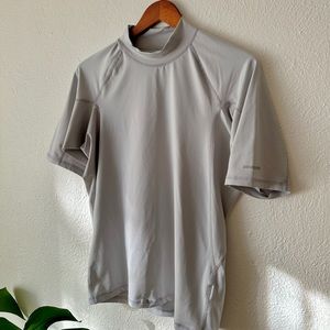 Patagonia athletic shirt 🩶